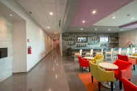 CHN Hotel Monterrey Aeropuerto, Trademark by Wyndham - bar