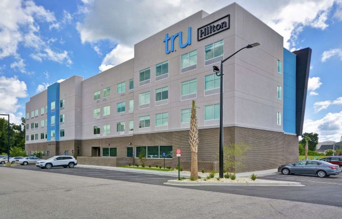 Tru by Hilton Sumter