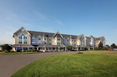 The Loyalist Country Inn & Conference Centre Hotel a 