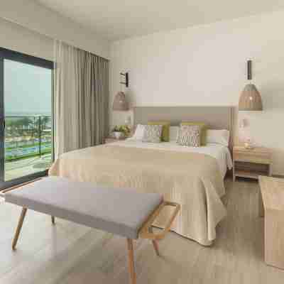 Cabogata Beach Hotel Rooms