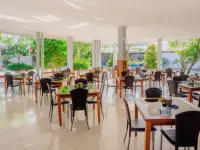 Demuon Hotel Hotels in Pangkal Lalang