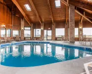 Quality Inn - Pools