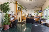 Bay City Inn - 2-Star