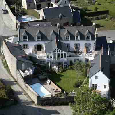 Le Lodge Kerisper Hotel Exterior