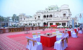 Kamay the Kohinoor Palace - A Heritage Hotel