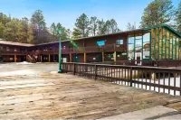 Nicky's Resort - parking