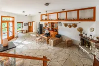 Grekis Beach Hotel and Apartments