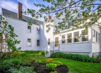 The Sailmaker's House - Parking