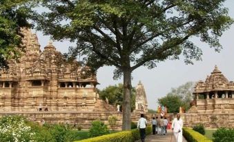 Hotel Khajuraho Inn