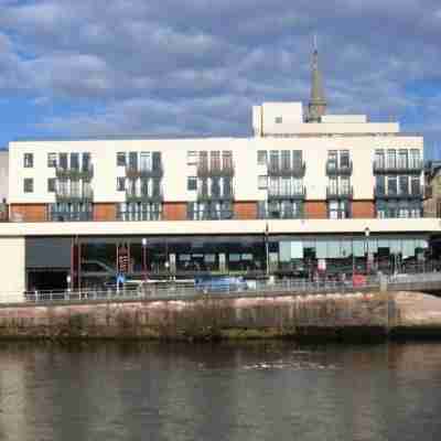 Highland Apartments by Mansley Hotel Exterior