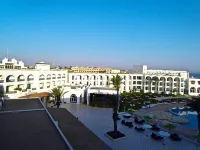 Le Soleil Bella Vista Resort فنادق في 