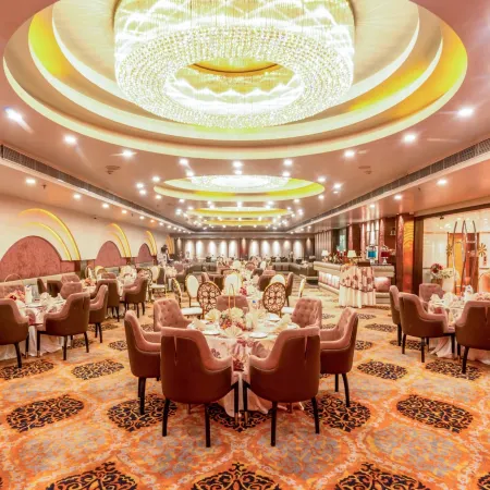 Best Western Merrion Отели рядом с достопримечательностью «Колледж Хальса»