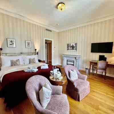 Hôtel des Trois Couronnes Rooms