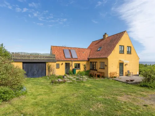 "Amlethus" - 375m from the Sea