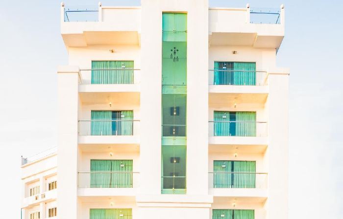 Intouch Riverside Hotel