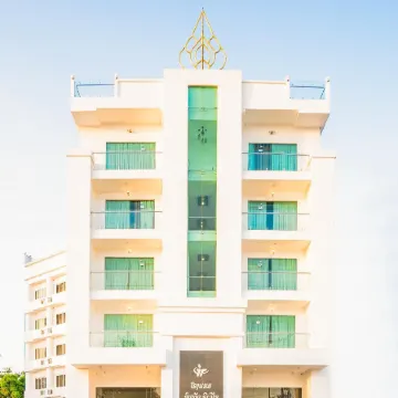 Intouch Riverside Hotel Отели в г. Паксе