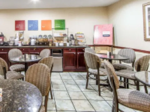 Quality Inn Hotels in Wheelersburg