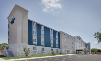 WoodSpring Suites San Antonio Stone Oak