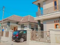 Wisma Andali Syariah Majalengka Mitra RedDoorz Các khách sạn ở Majalengka