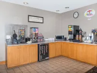 Super 8 by Wyndham Columbia East - breakfast