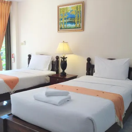 Panupong Hotel
