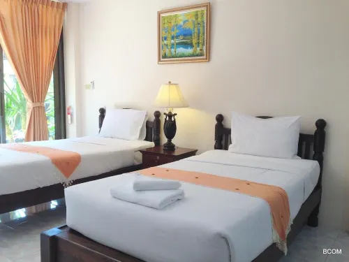 Panupong Hotel - 2 Sao