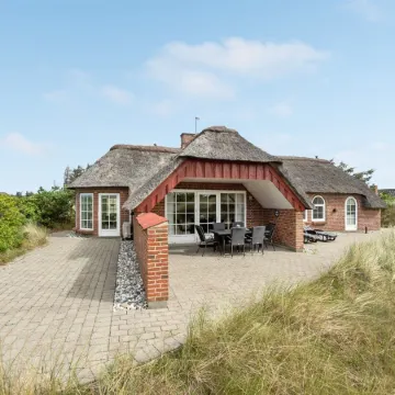 "Sannie" - 450m from the Sea