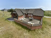 "Drea" - 250m from the Sea