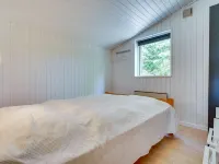 "Elinbjörn" - 1km from the Sea