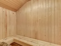 "Hjalmar" - 400m from the Sea Hotels in Millinge