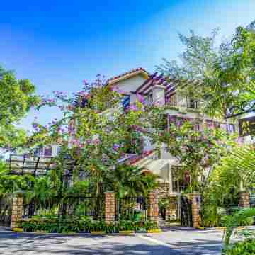 亞龍灣翡翠谷三期度假別墅（亞龍灣路2號分店） Hotel Exterior