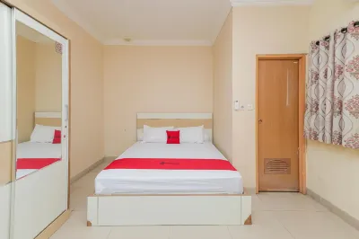 RedDoorz Syariah Near Stasiun Karet Hotels in Central Jakarta City