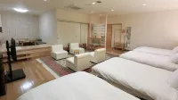 Honjo Grand Hotel فنادق في يوريهونجو