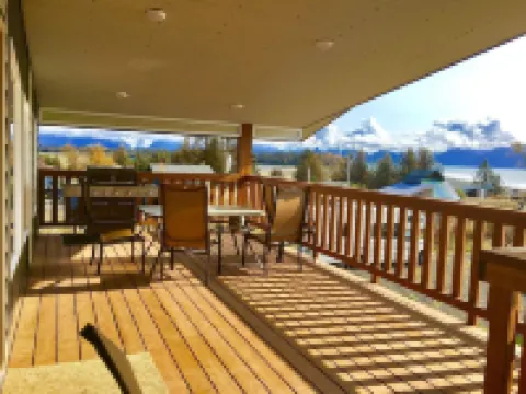 Driftwood Inn Hotels in Homer