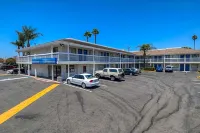 Motel 6 Santa Ana, CA
