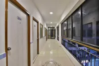 艾哈邁達巴德克里希納飯店