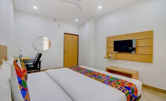 FabHotel Premium Kashi