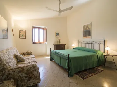 Casale Del Re Hotel in zona Convento del Sacro Speco di San Francesco