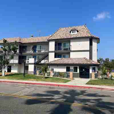 Studio 6 Suites Escondido CA Hotel Exterior