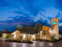 La Quinta Inn by Wyndham San Antonio Market Square Hotels near Spanish Governor's Palace