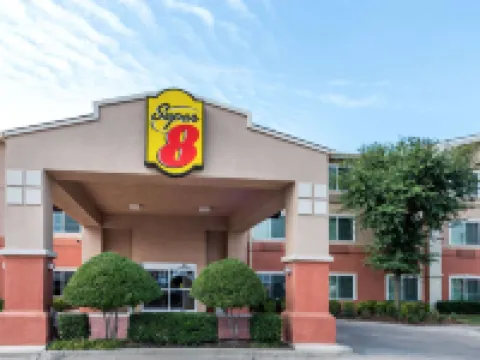 ซุปเปอร์ 8 บายวินด์แฮม ฟอร์ตเวิร์ธนอร์ท โรงแรมในฟอร์ตเวิร์ธ