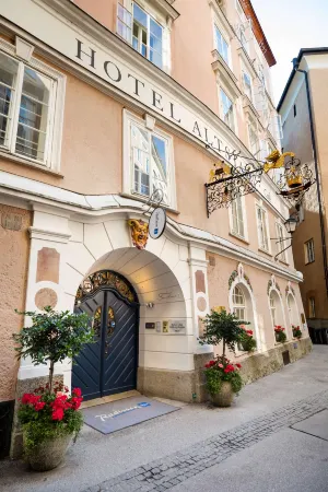 Radisson Blu Hotel Altstadt, Salzburg Отели рядом с достопримечательностью «Marionette Museum»