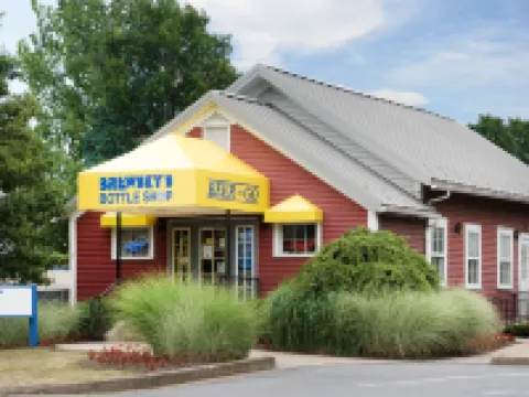 Super 8 by Wyndham State College Hotels in State College