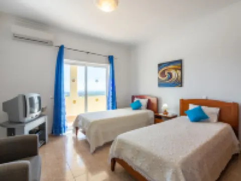 Paraíso Hotels in Estoi