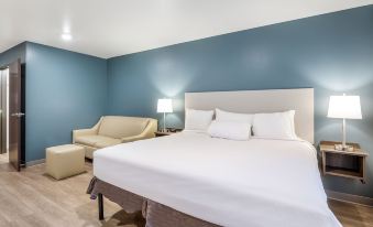 WoodSpring Suites Libertyville - Chicago