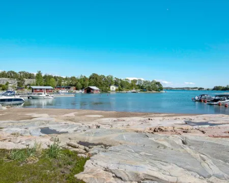 Kasnäs Marina b11 Hotels in Kasnas