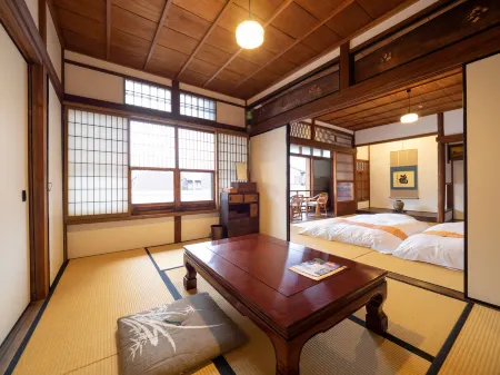 Inase Otsu Machiya Bed and Breakfast