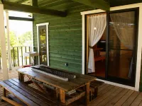 Cottage N. A. O Hotels in Ґудзьо