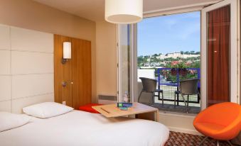 Ibis Styles Chinon