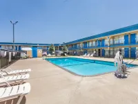 Knights Inn Murfreesboro فنادق في Rutherford County